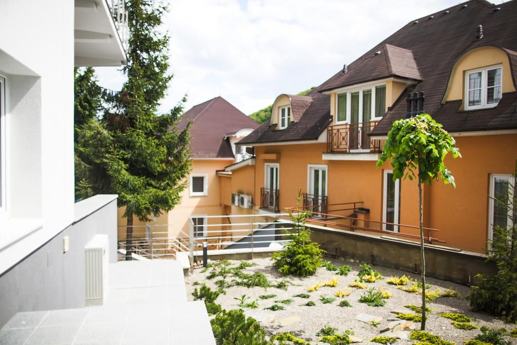 Villa Irene Тренчианске-Теплице Экстерьер фото